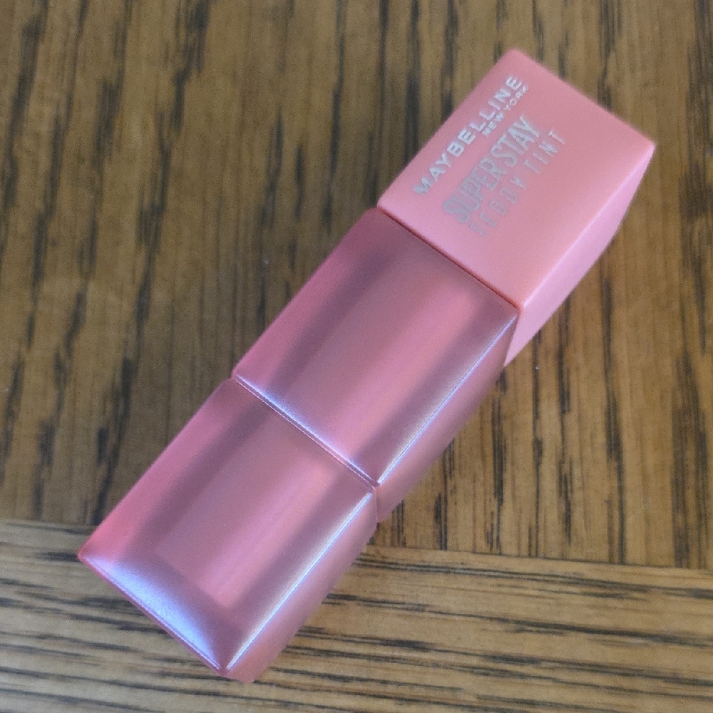 Maybelline Pink Lipstick Soft Satin Finish